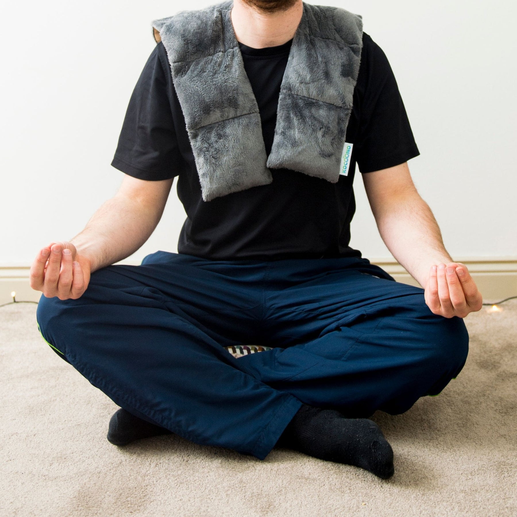 Weighted blanket shoulder pain 2025